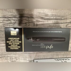 ghd Versatile Professional Styler with Gold Accents